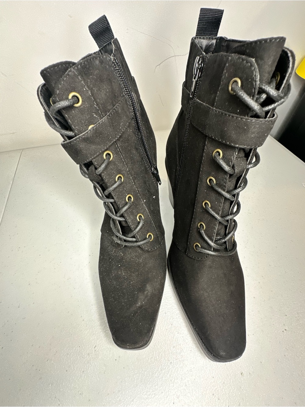 Source Unknown Black Lace-Up Suede Ankle Boots